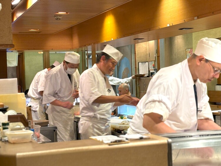 職人たちのノリも良く海外のお客様に大人気