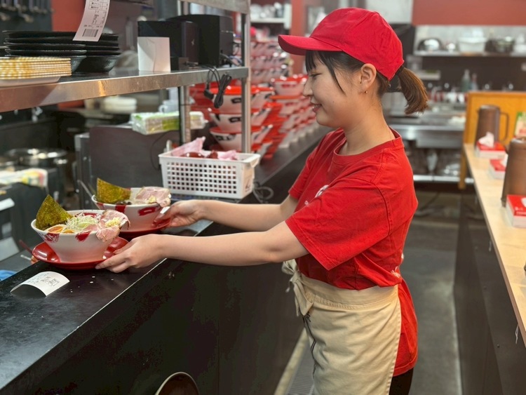 自由シフトで家庭や学業と両立◎