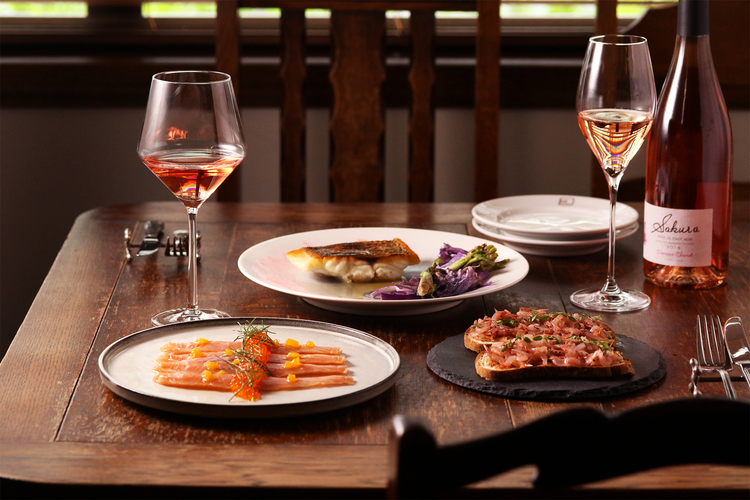 こだわりのインテリアで落ち着いた雰囲気