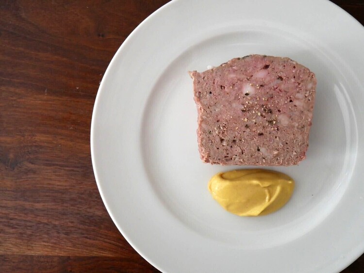 ビストロの定番「田舎風パテ」