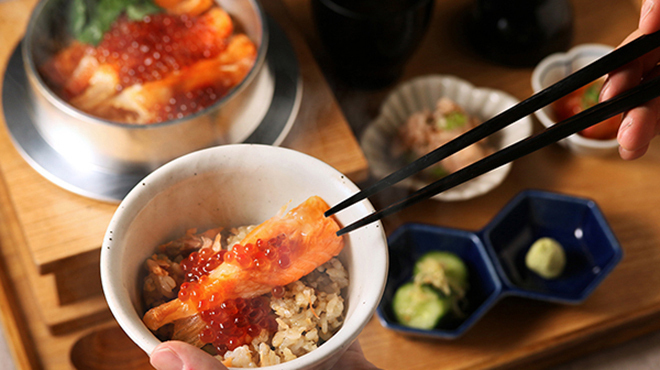 日本の旬を届ける！香り高い出汁と釜飯