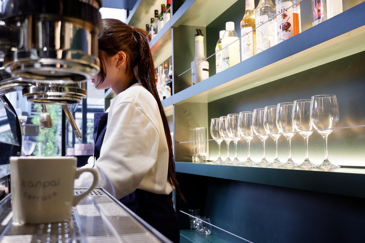 若手が活躍中！！20～30代が中心です