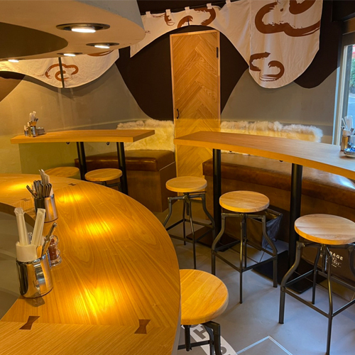 20代も活躍できる本格派のお店が自慢！