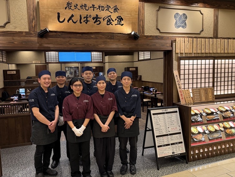 炭火焼干物食堂 しんぱち食堂　福屋広島駅前店の詳細画像1