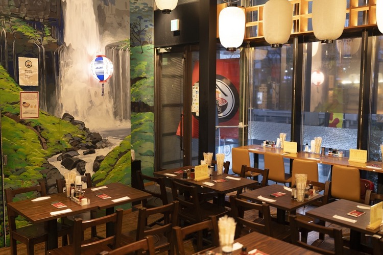 英語力を活かす！外国人観光客が多数