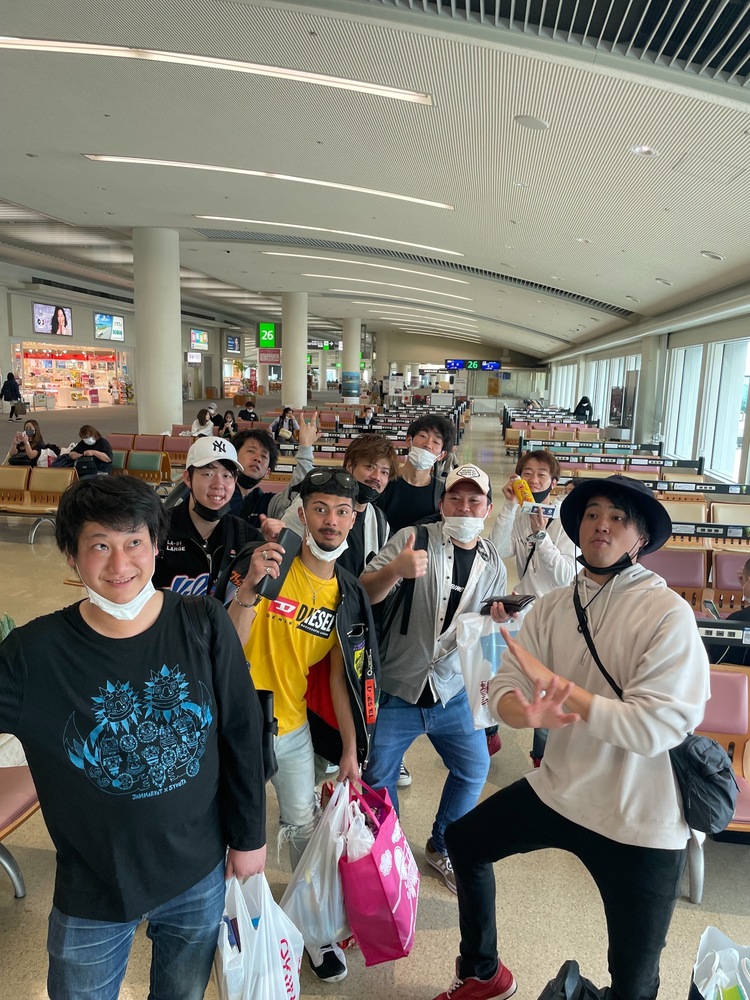 仲良く社員旅行も行きます✈