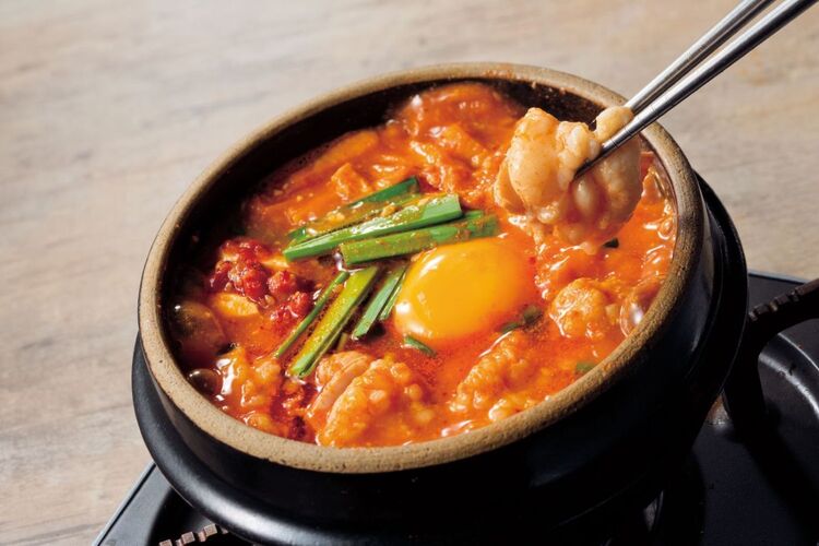 アレンジ自由自在のスンドゥブが大人気