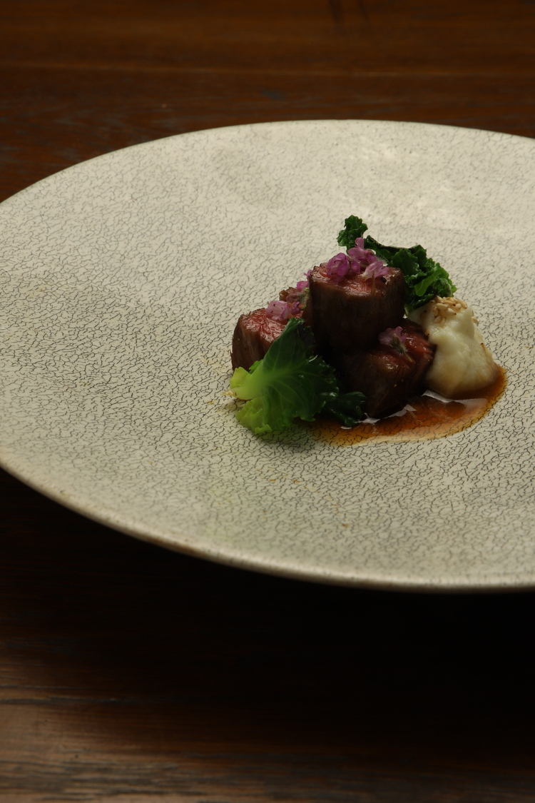 「オマカセ」と「立ち飲み」の2つの業態