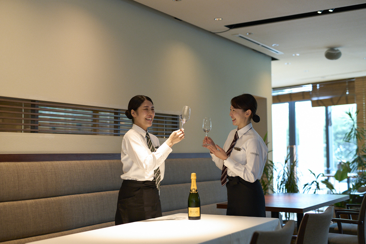 同世代の仲間と、高め合える最高の職場