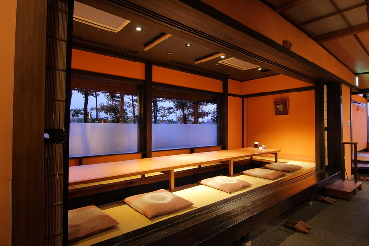 未経験でも安心の研修制度あり◎