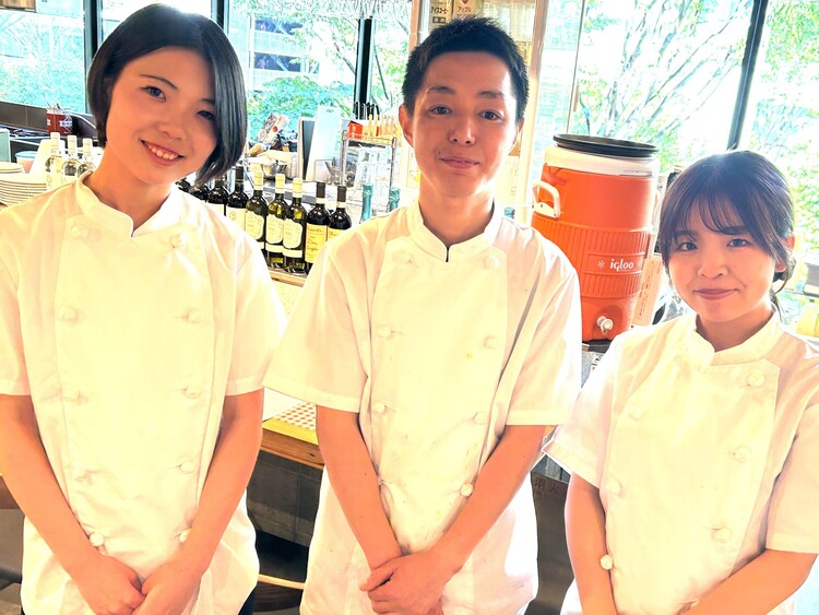 人気店でカジュアルに楽しくやりましょう♪
