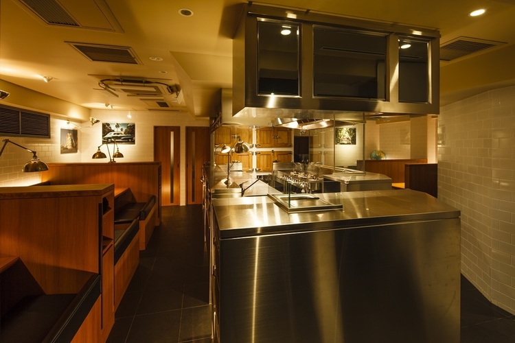 丁寧に焼き上げる一枚