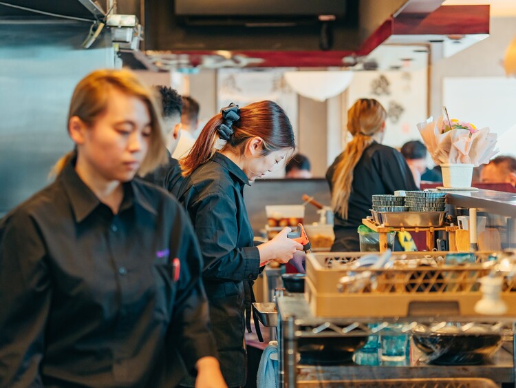 未経験入社の女性スタッフも大活躍中♪