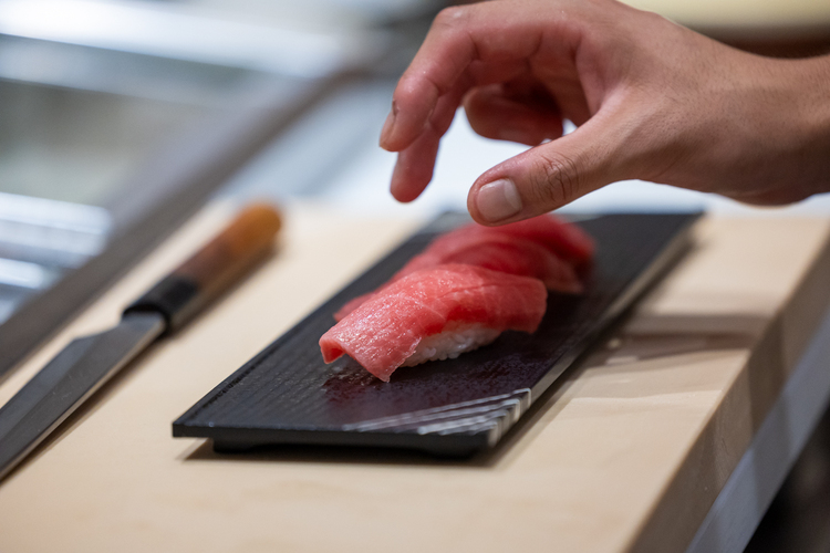 とろける美味しさ、極上のマグロ。