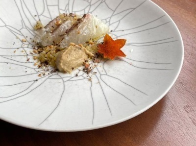 昆布と鰹の深味を合わせた自慢の出汁