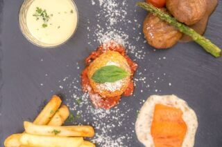 標高1400m！八ヶ岳を臨むレストラン♪