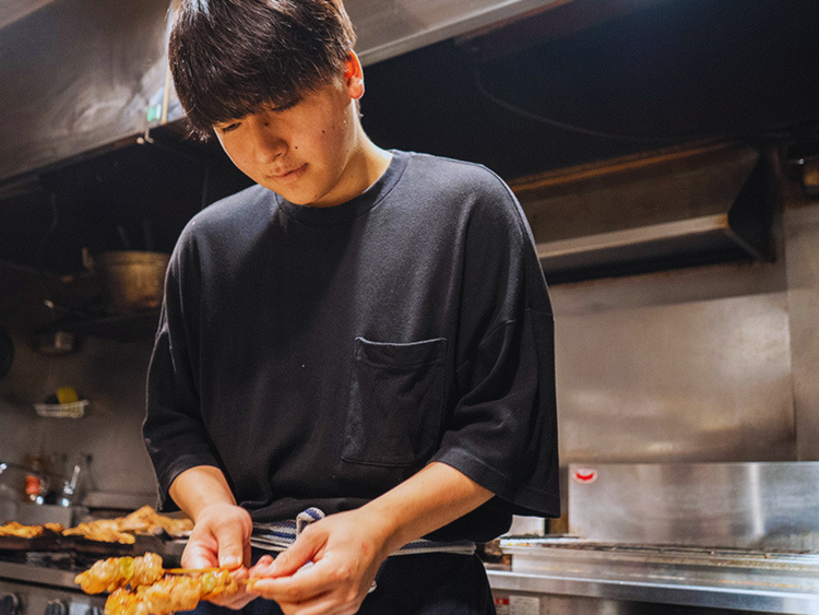 地鶏と鳥刺しが楽しめるお店！