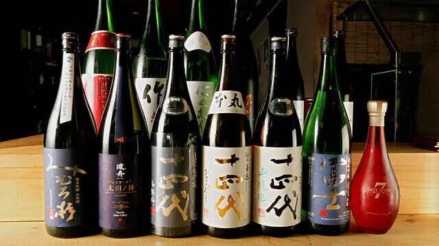 入手困難な日本酒も常時25種ご用意