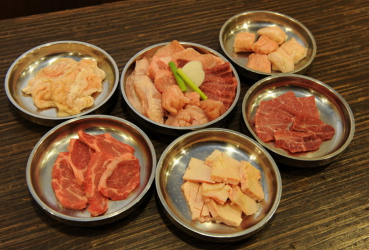 一度食べたらやみつきになる新鮮ホルモン