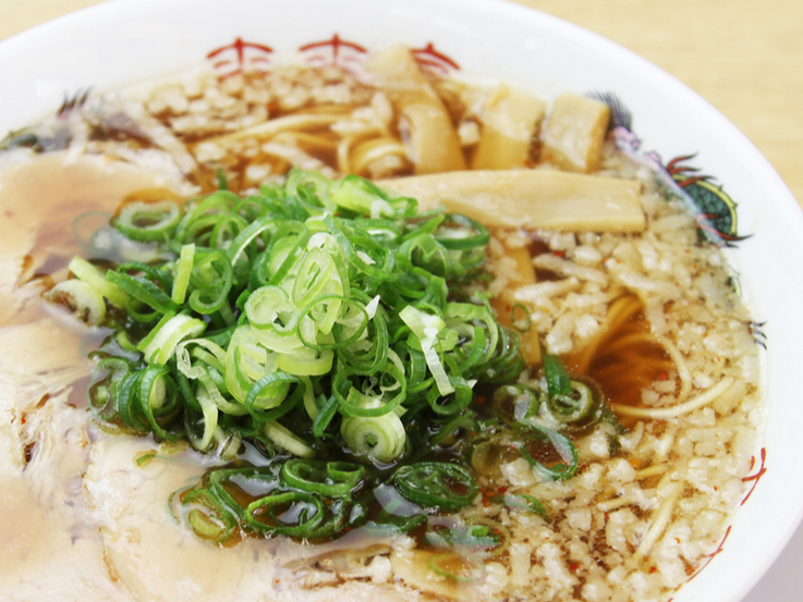 絶妙なバランスで最後まで飲み干せるスープ