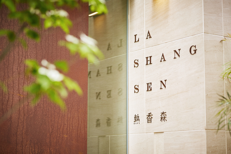 靱公園近くでロケーション抜群◎