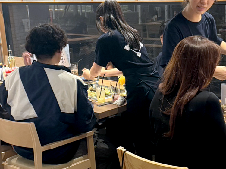 常に賑やかな店内◎活気があります