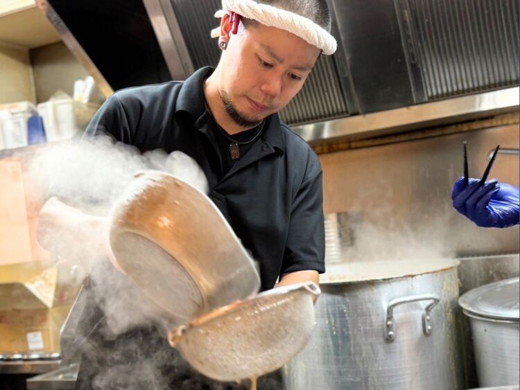 ラーメン豚山　本厚木店【株式会社ウィリング】の詳細画像5