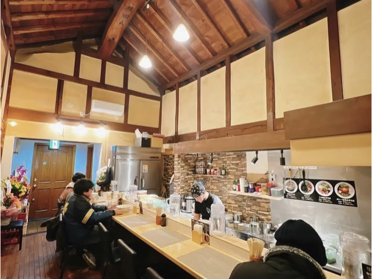 常連さんも多い地元で愛される人気店