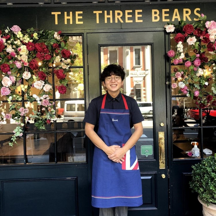 The Three Bears 京都 四条烏丸イギリススタイルカフェ ティールーム の求人情報 求人 飲食店 Com