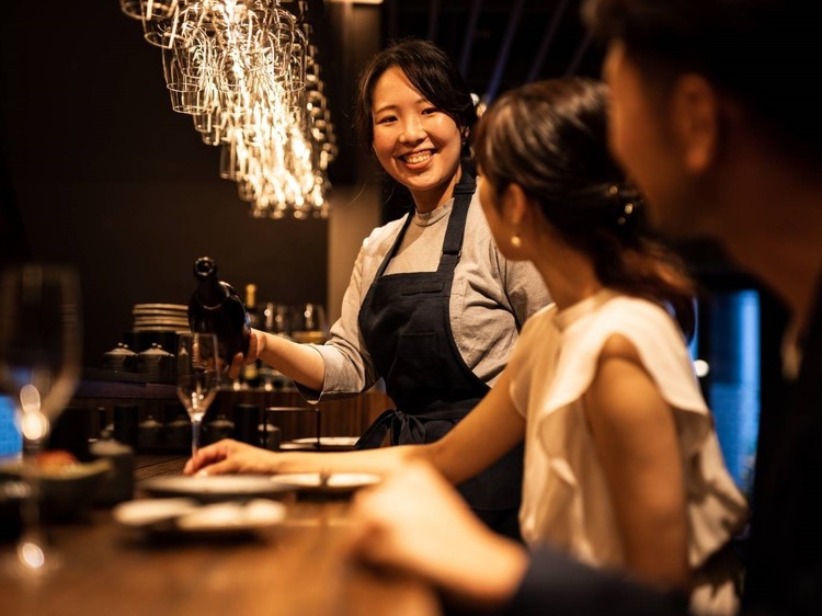 焼き鳥とワイン ビストロおでん 3b 神保町店の求人 求人 飲食店 Com