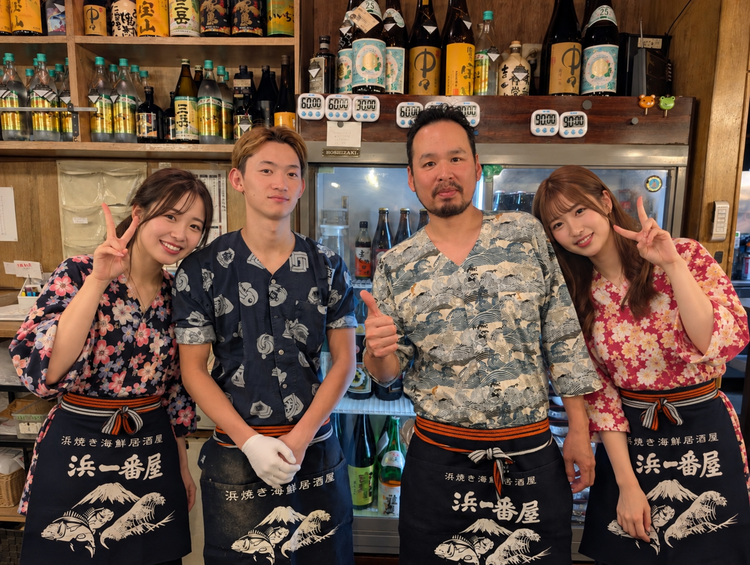 20代～50代まで活躍中の活気あるお店★