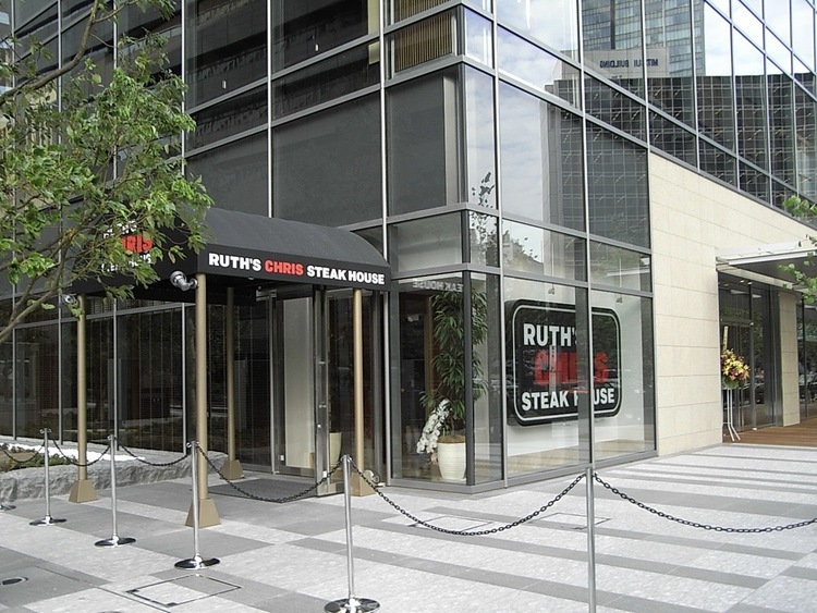 日本1号店として、人気が絶えない実力店