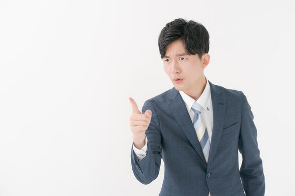 カスハラに発展させないためには初期対応が重要