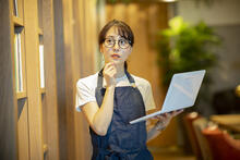 「飲食店はきつい」は本当？ 不安を乗り越える具体的な対策と長く続けるコツ