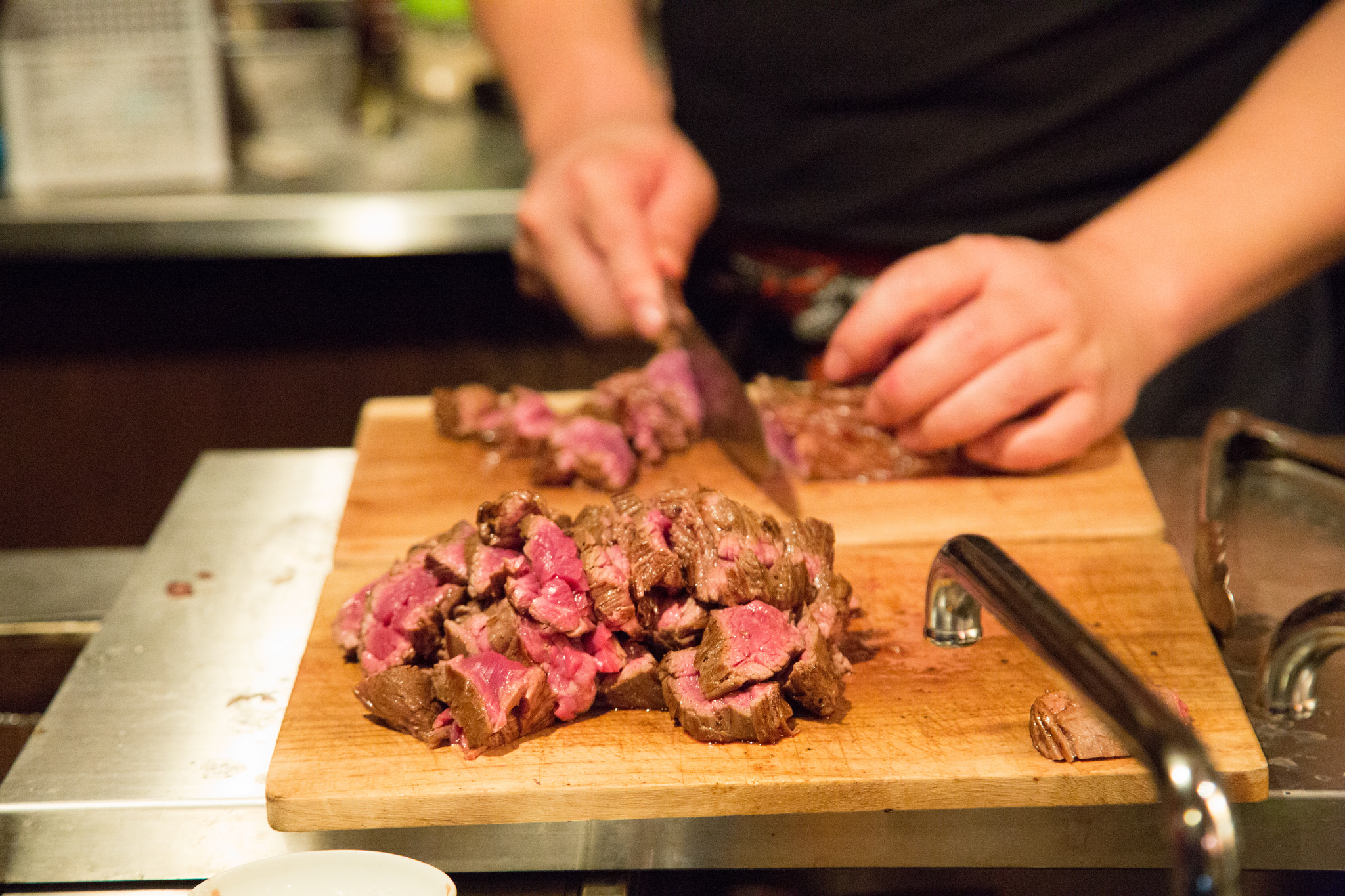 焼肉店を成功させるにはどんな知識・技術が必要？ 肉のプロに