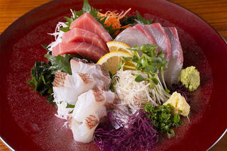 産直鮮魚と日本酒　門（もん）の画像