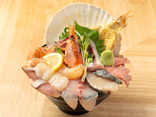 どんぶり次郎 生田新道店の画像