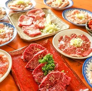 炭火焼肉 肉人 三茶店の画像