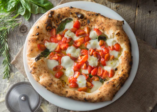 トラットリア　ターヴォラ　御殿場プレミアムアウトレット