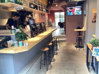 cafe &bar マズローの真実の画像