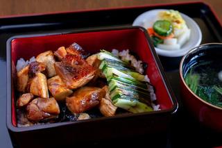 いぶし鳥 一香の画像