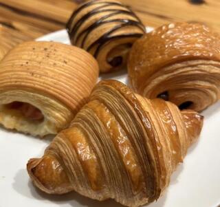 新規オープンのパン工場の画像