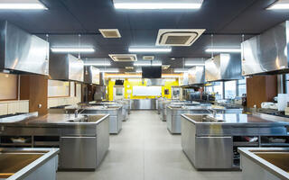 広島酔心調理製菓専門学校の画像