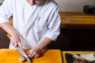 嗣味　桜坂店の画像