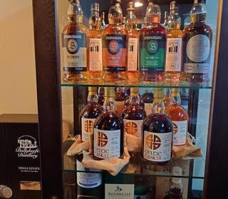 Cafe Bar CHILL OUTの画像