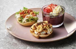 PLUSヨーグルト×アサイー天神本店の画像