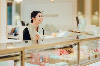 LADURÉE 新宿店の画像
