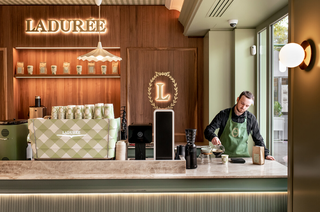 LADURÉE 大宮店の画像
