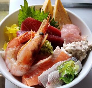 海鮮すし居酒屋愉快　八木崎