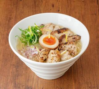 フレンチシェフのラーメン くろすの画像